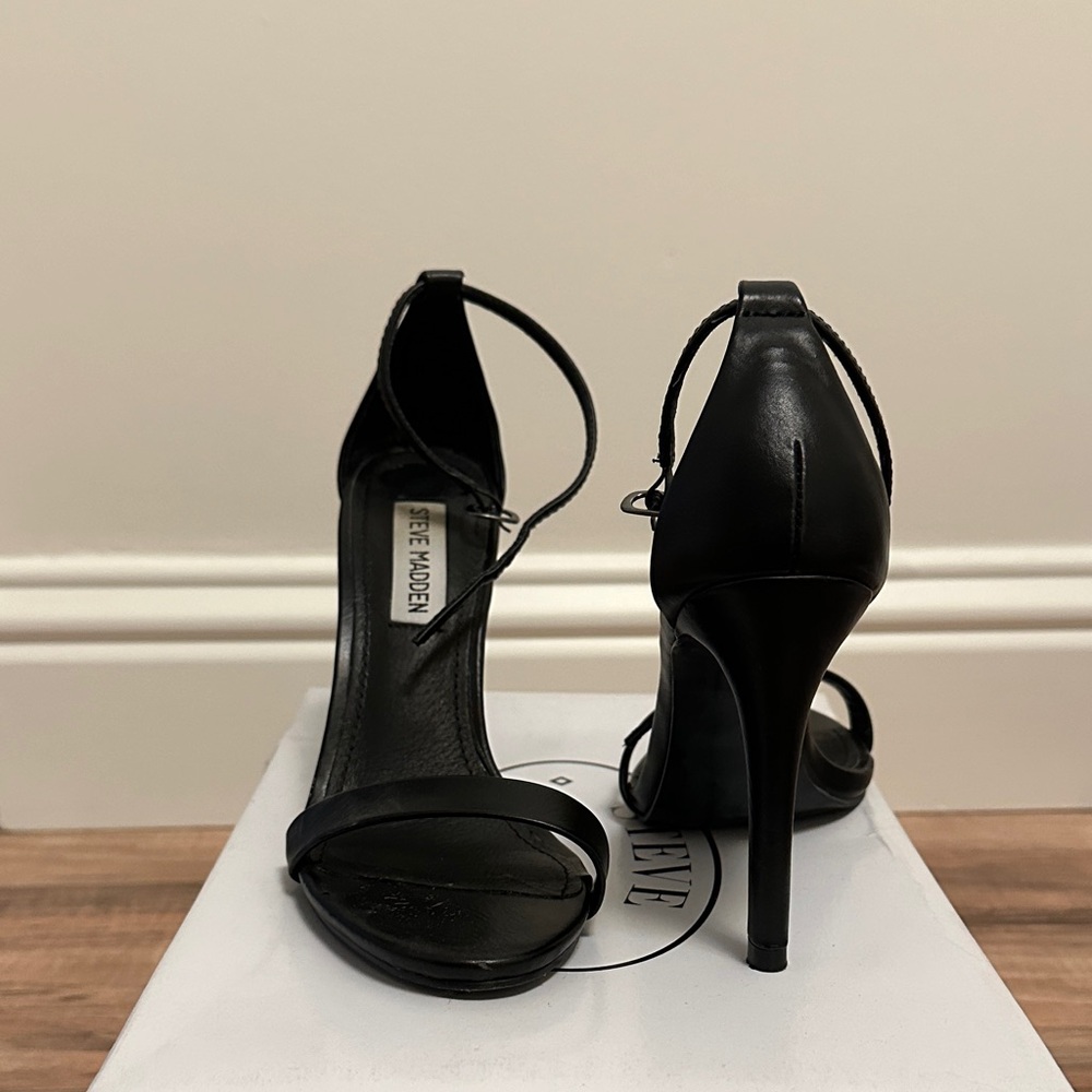 Steve Madden Elegant Black Heels